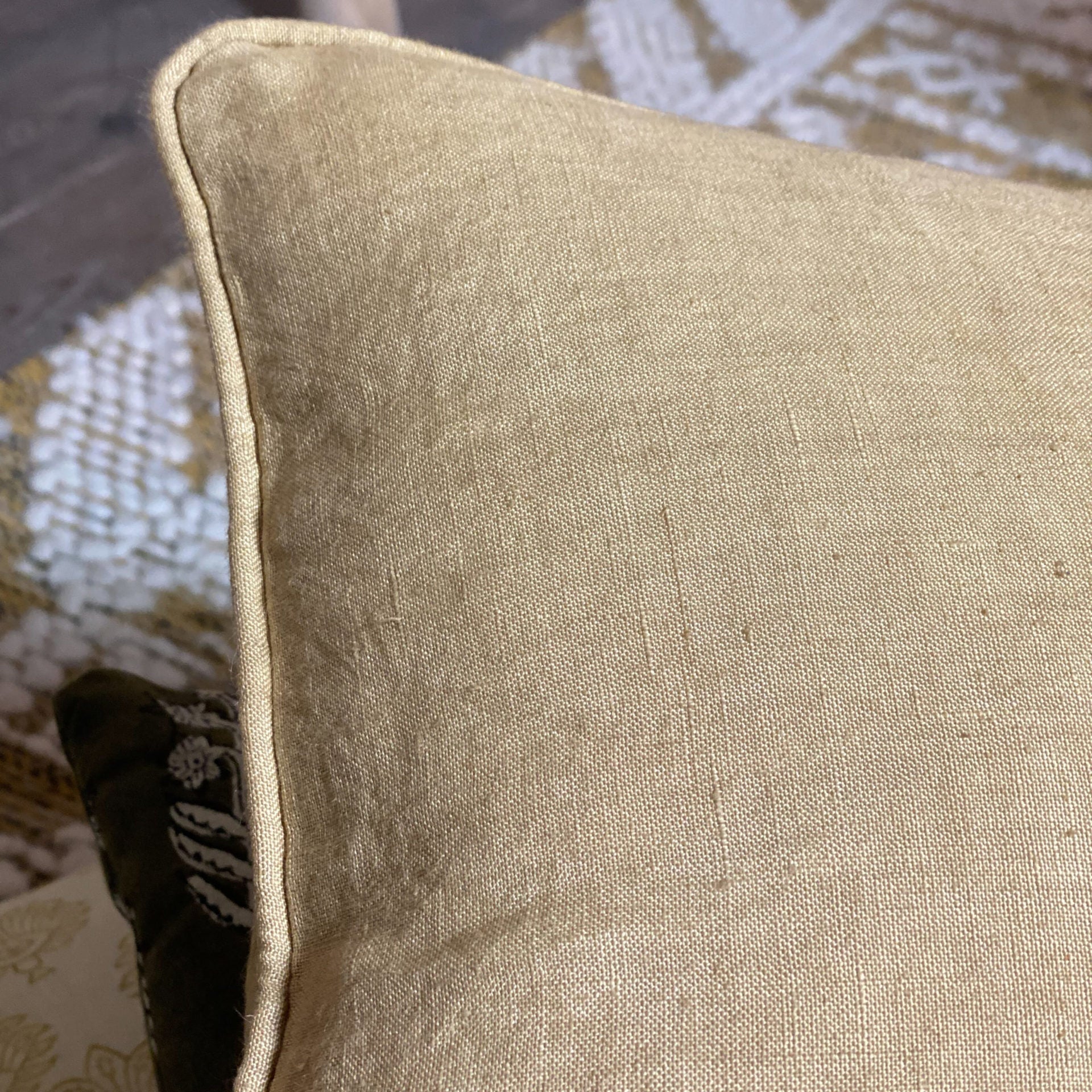 Nyl Linen Cushion - Camel