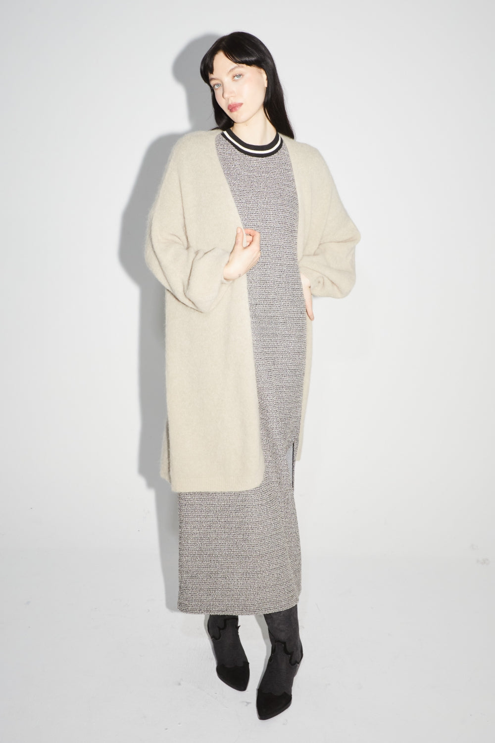 El vestido de punto beige Annalisa