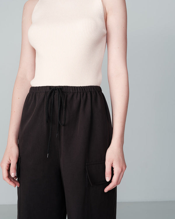 ZWARTE BROEK NOW ZWART