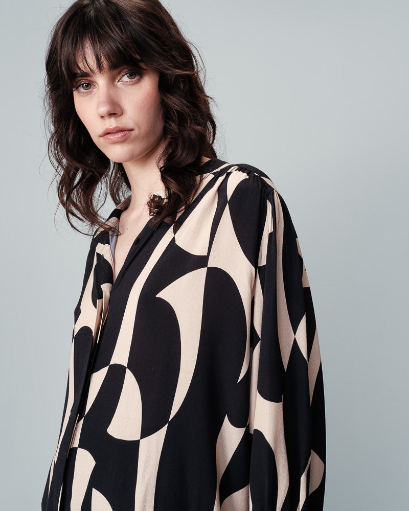 BLUSA NERA NYMPHEA NERA