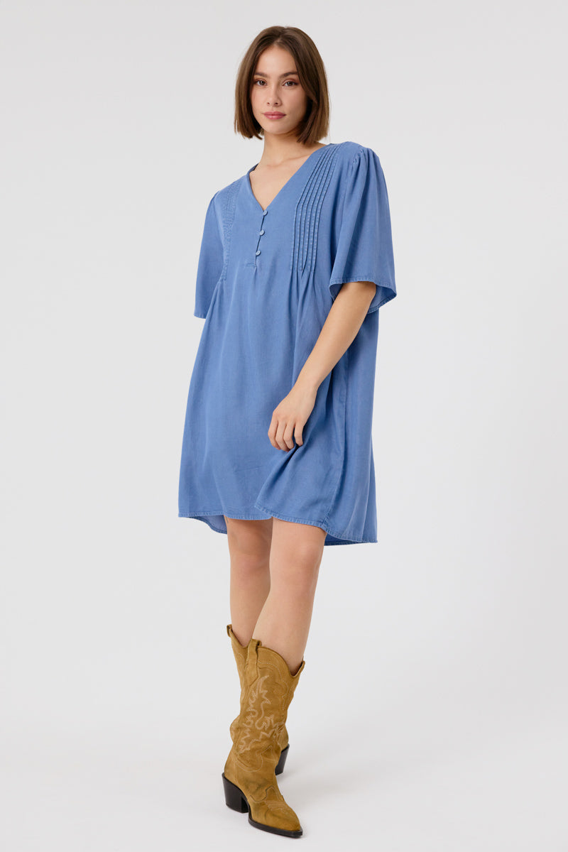 Robe Eleni