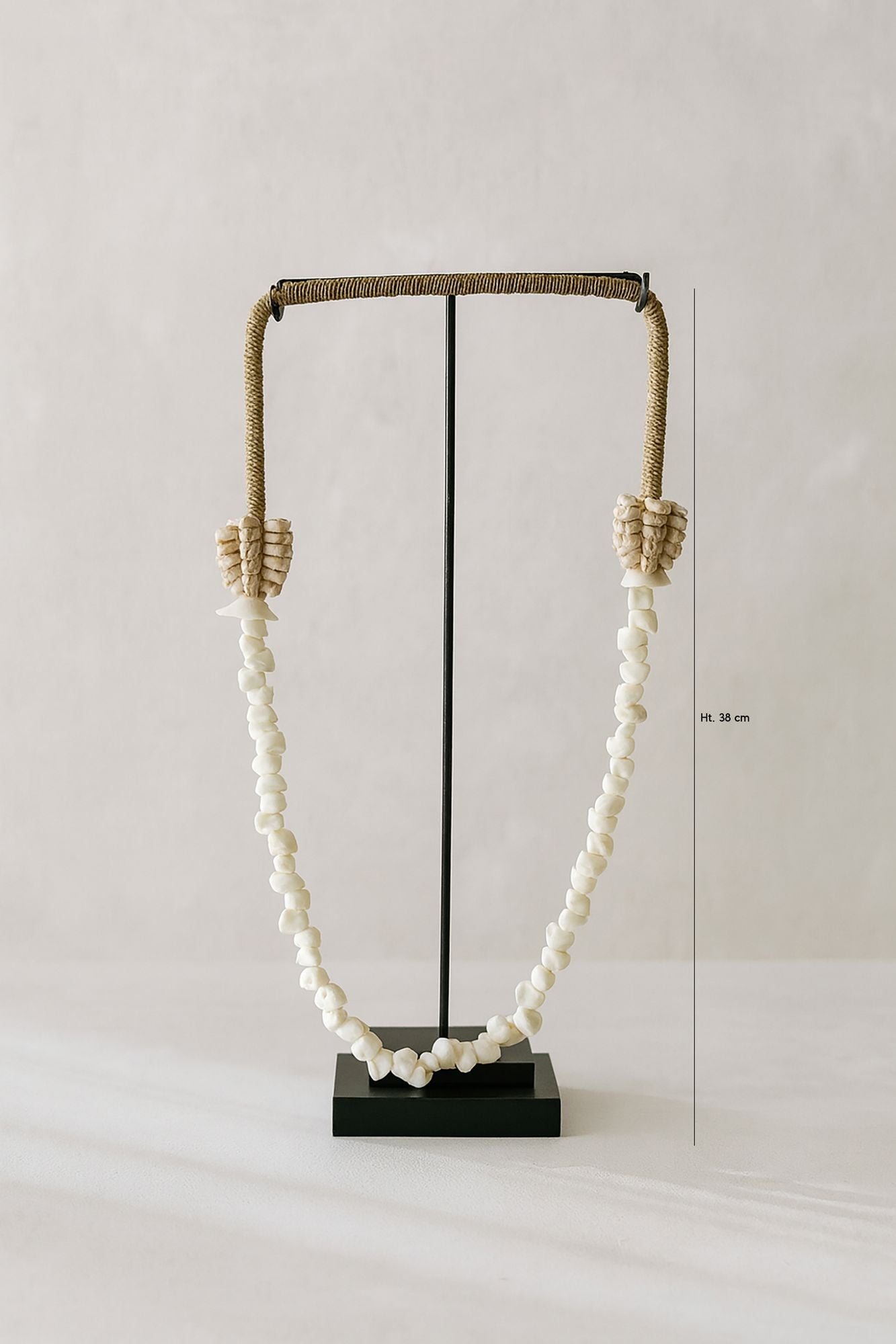 Dao Necklace - Shells On Base