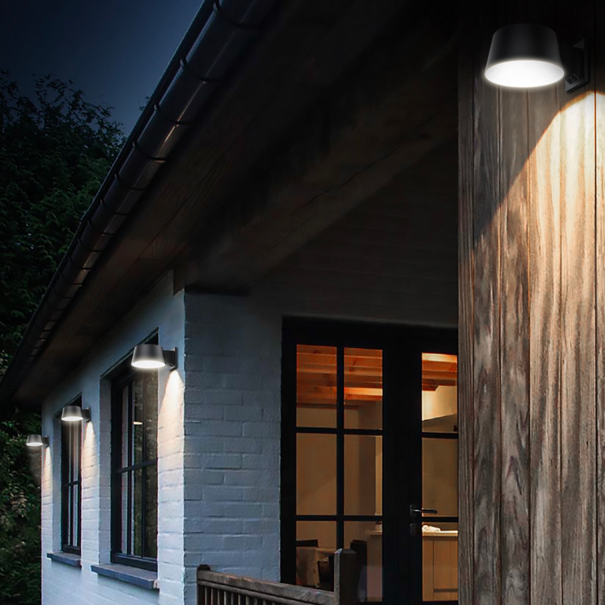 Loopin - Decorative Solar Wall Light - Steel - Black