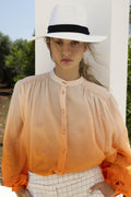 Blusa naranja anudada y teñida de Paola