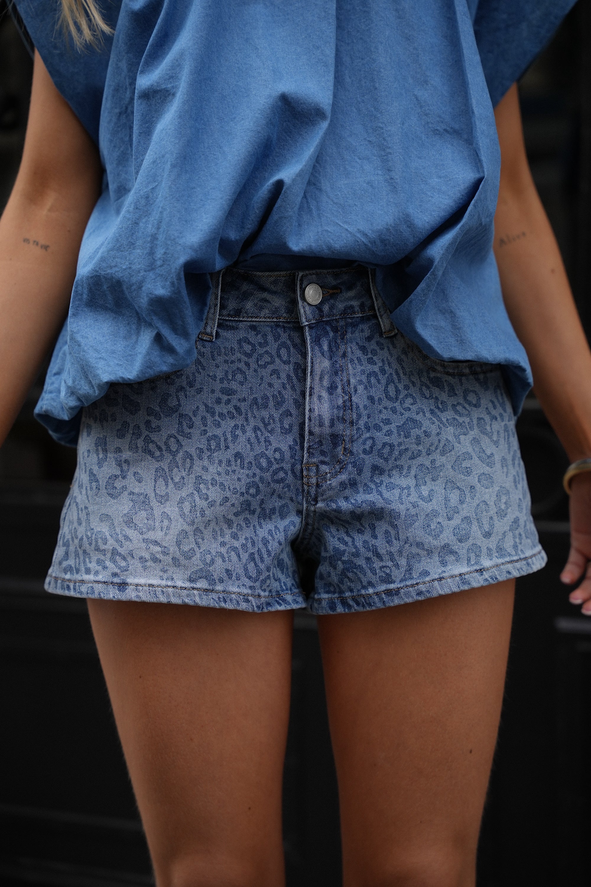Megane Leopard Shorts - Blue
