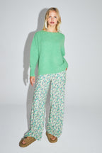 El tejido Gabrielle Baby Alpaca verde vibrante hecho en Italia