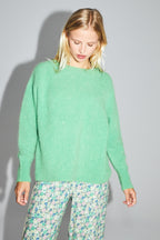 El tejido Gabrielle Baby Alpaca verde vibrante hecho en Italia