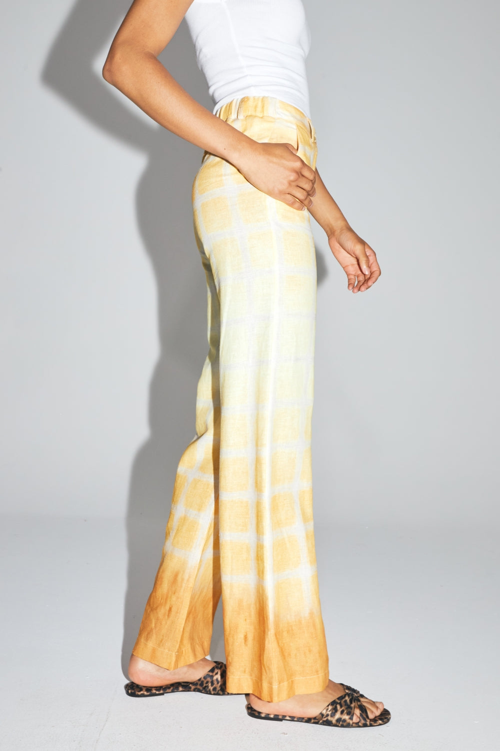 Yves Linen Trousers With Tie And Dye Checks