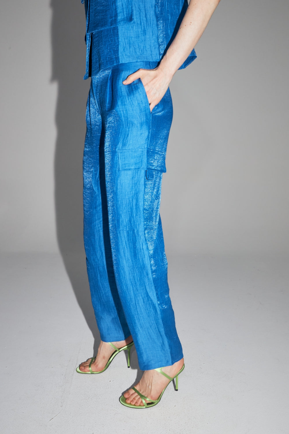 The Ryder Pants In Shiny Blue Linen