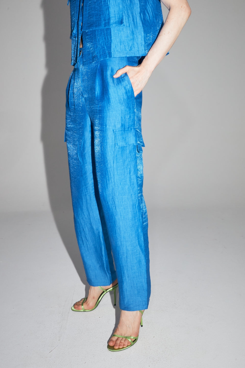 The Ryder Pants In Shiny Blue Linen