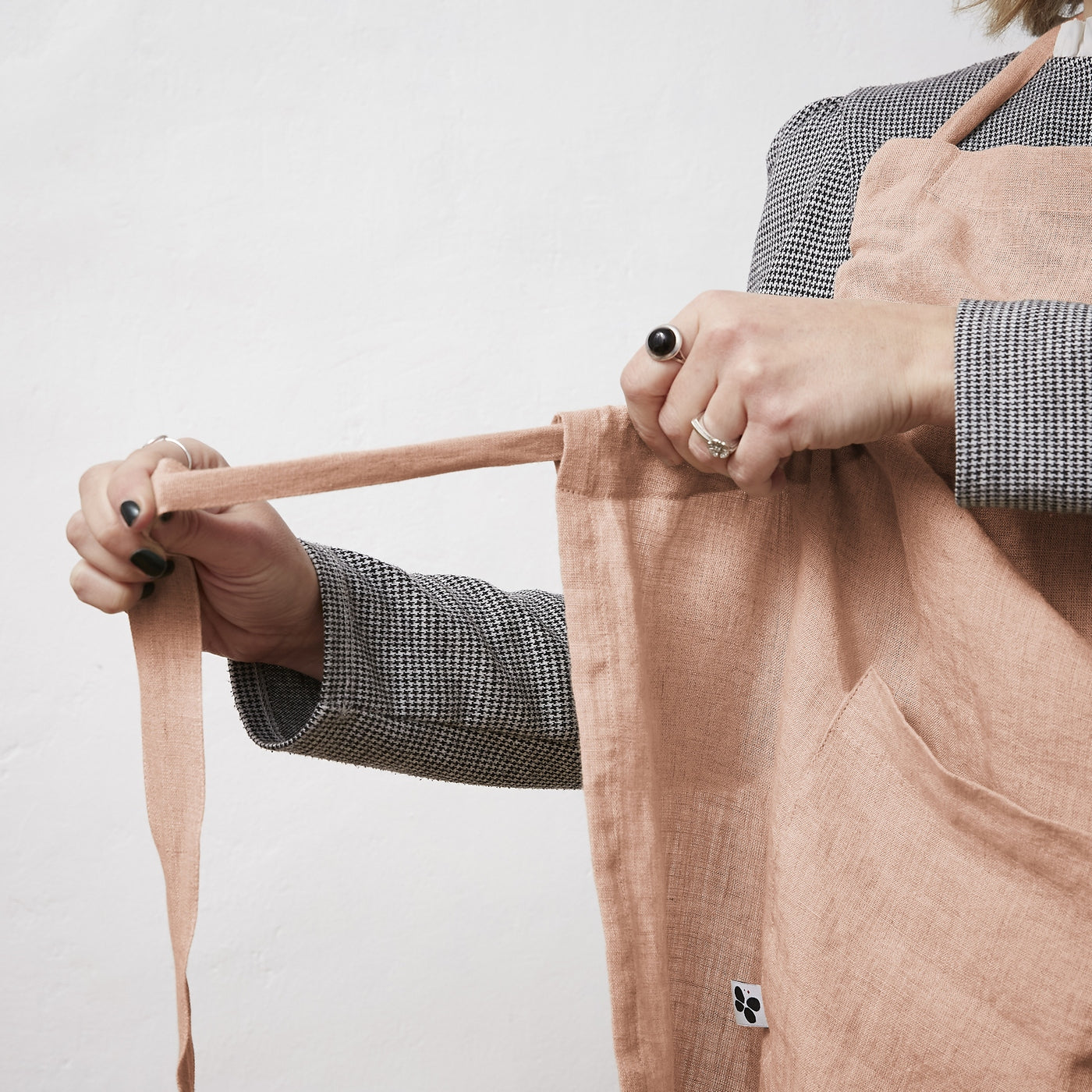 Soline - Tablier Ajustable - Lin Lavé - Vieux Rose