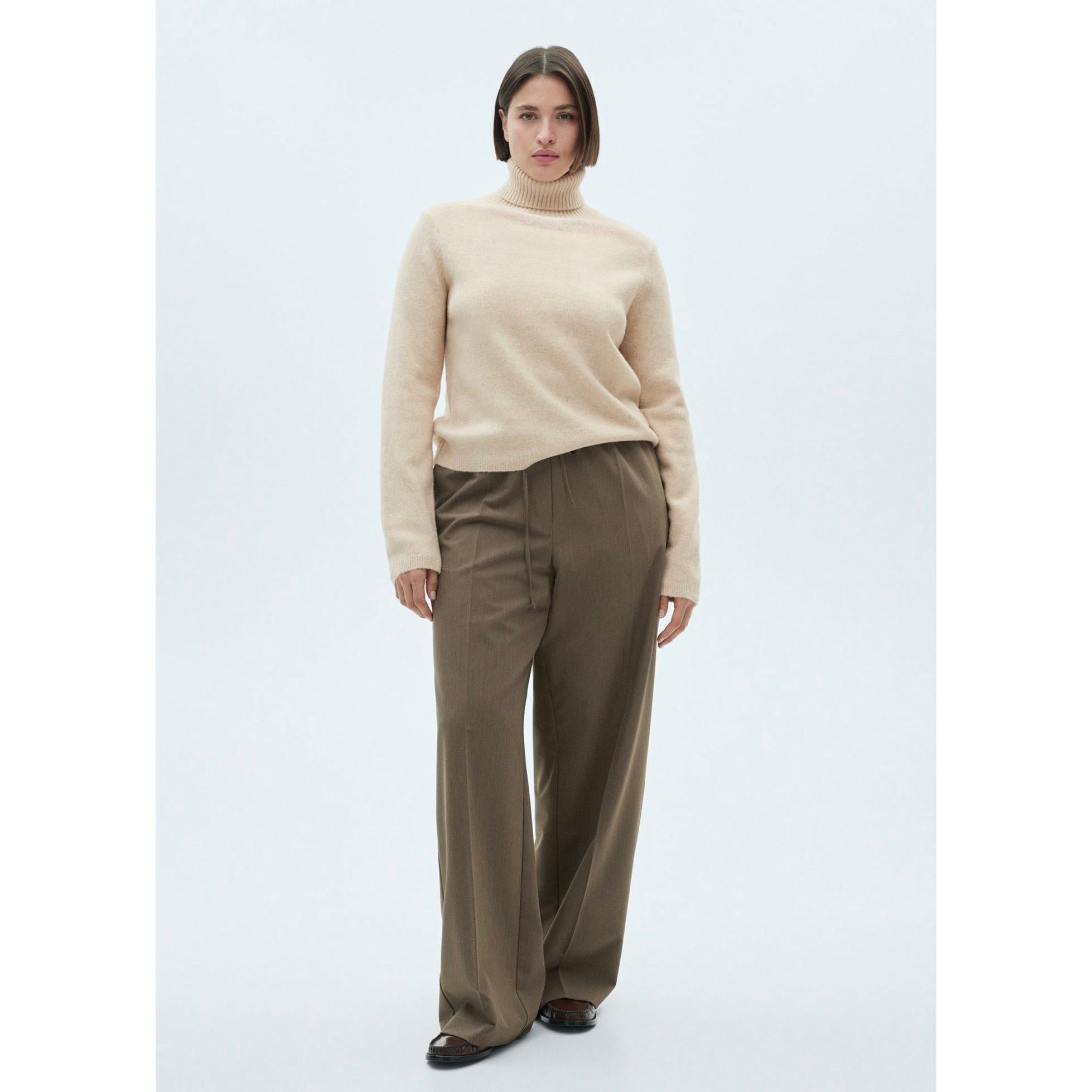Turtleneck Sweater - Ecru