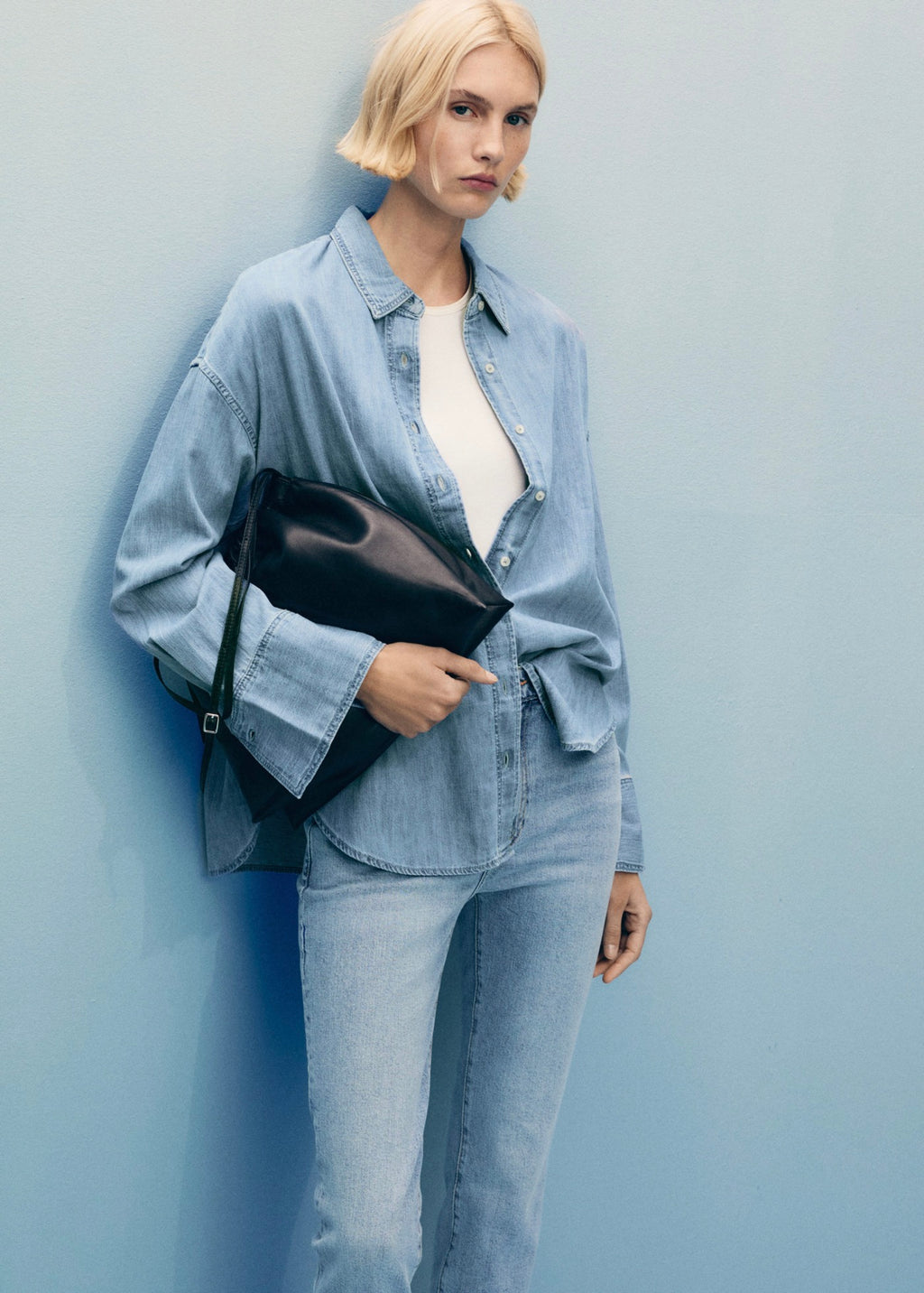 Jean Claudia Slim Crop - Medium Blue