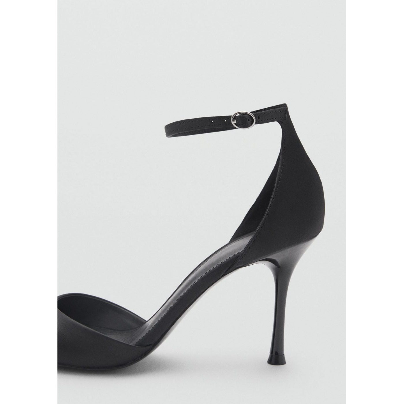Olens Sandals - Black