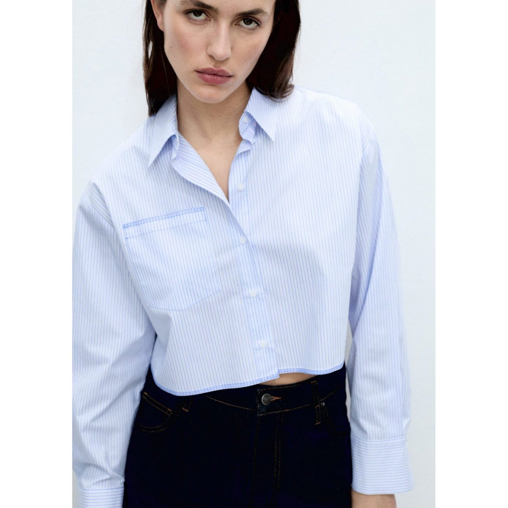 Chemise Courte Rayée Avec Détail De Coutures
