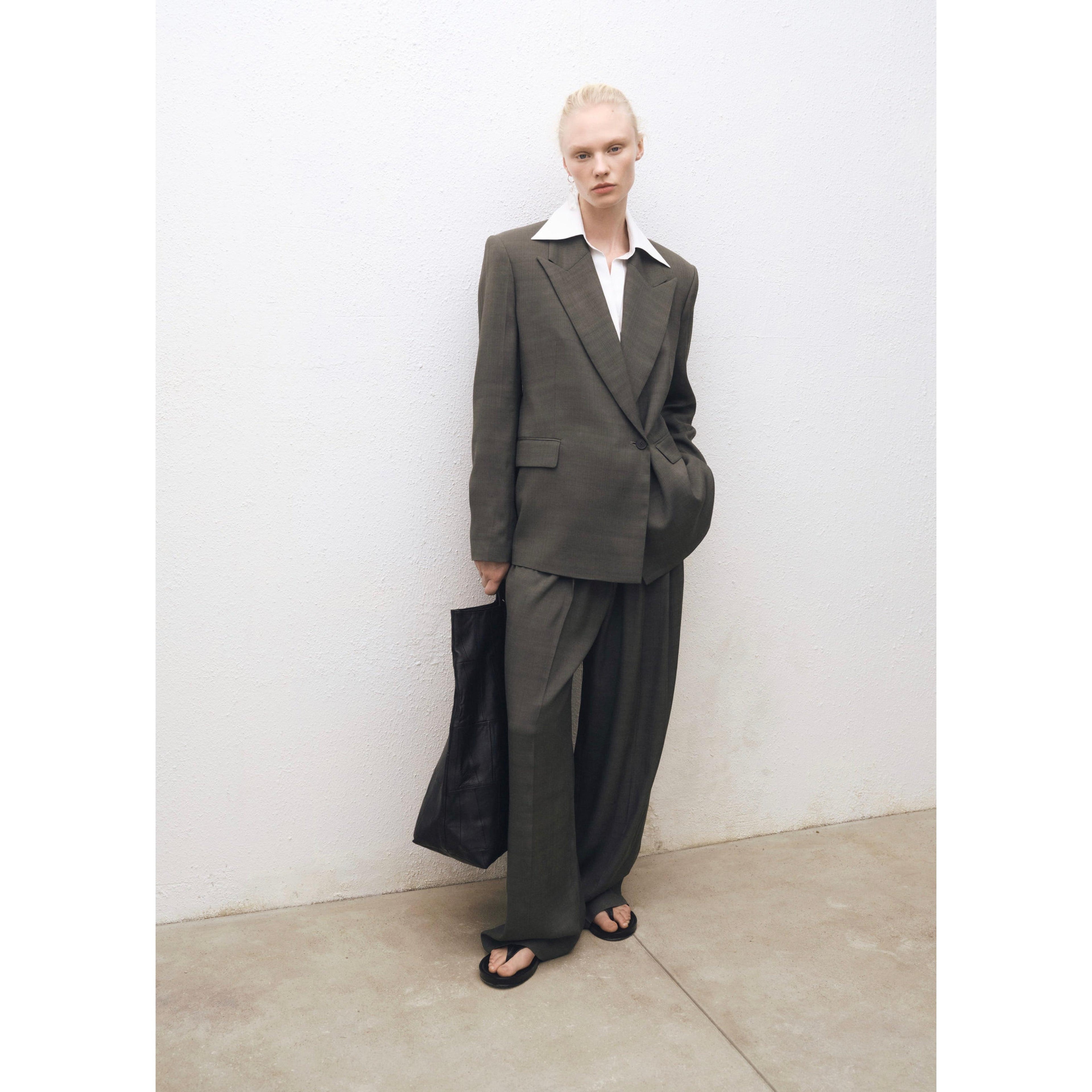 Oversized Double-Breasted Suit Jacket - Khaki