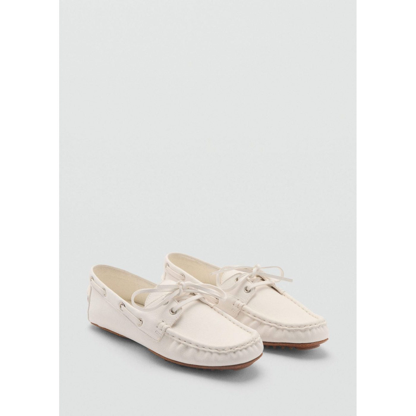 Nautu Shoes - White