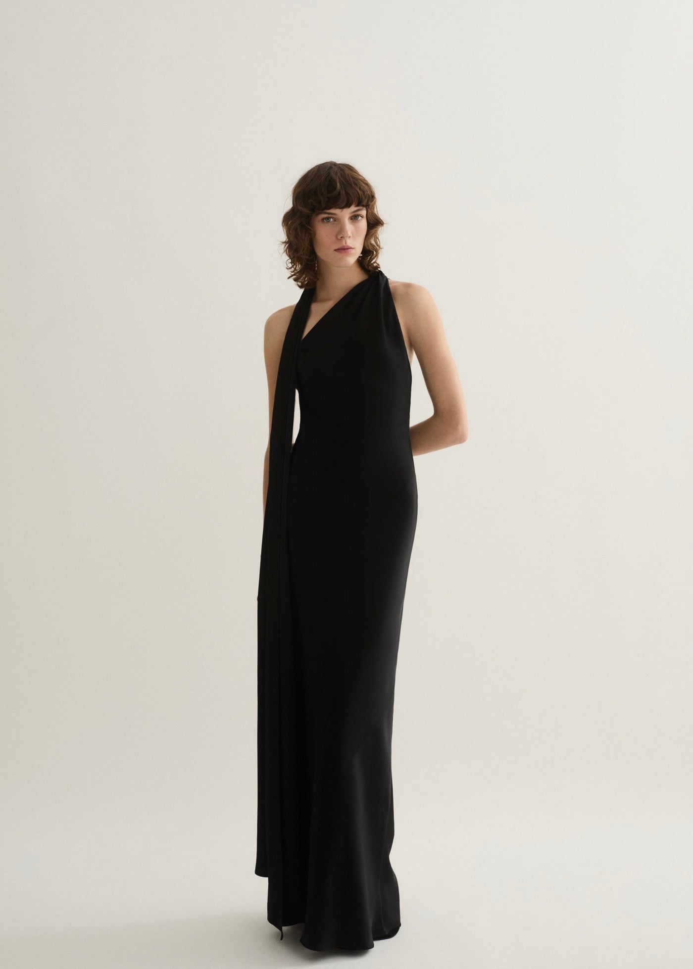 Robe Asymétrique Col