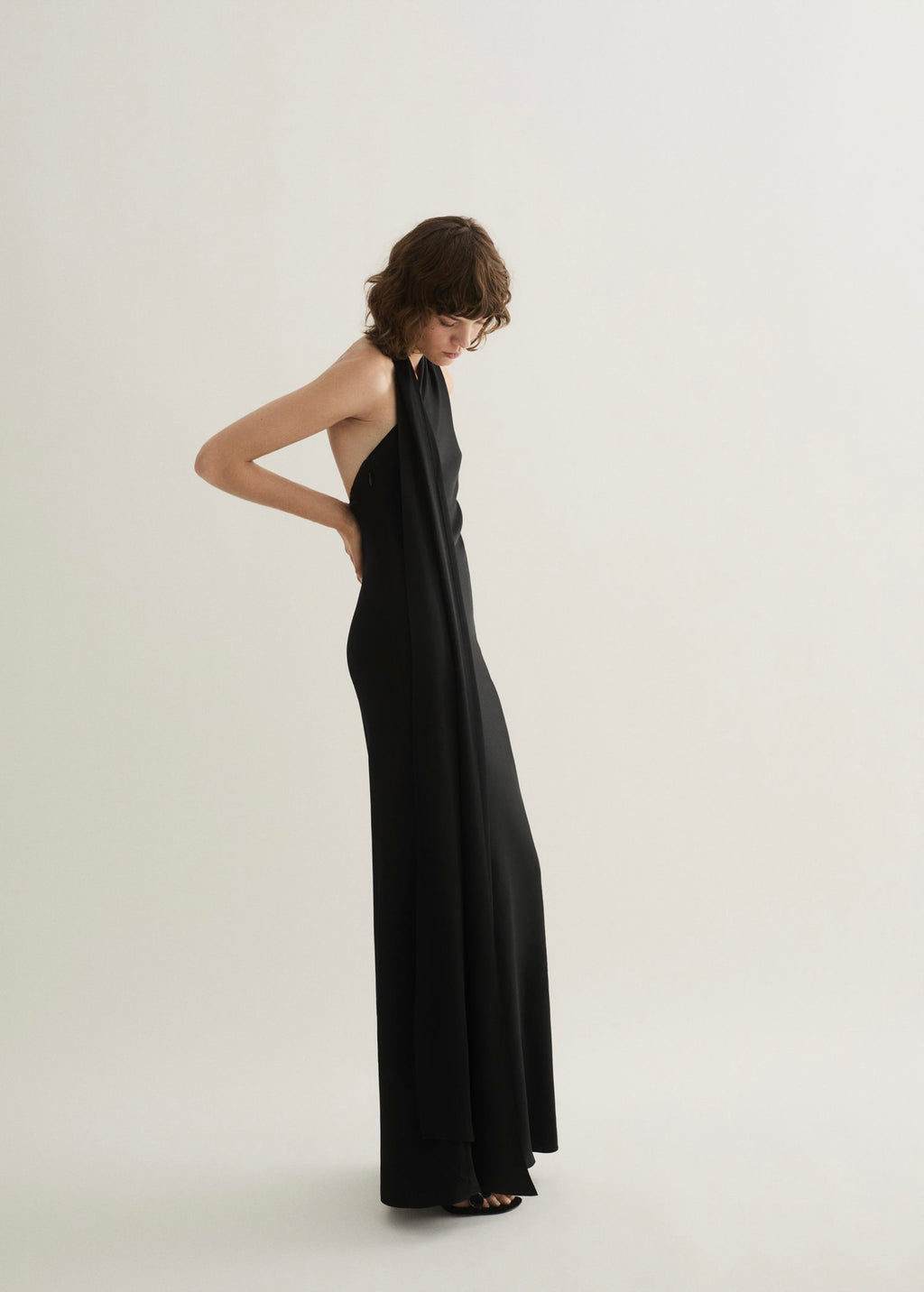 Robe Asymétrique Col