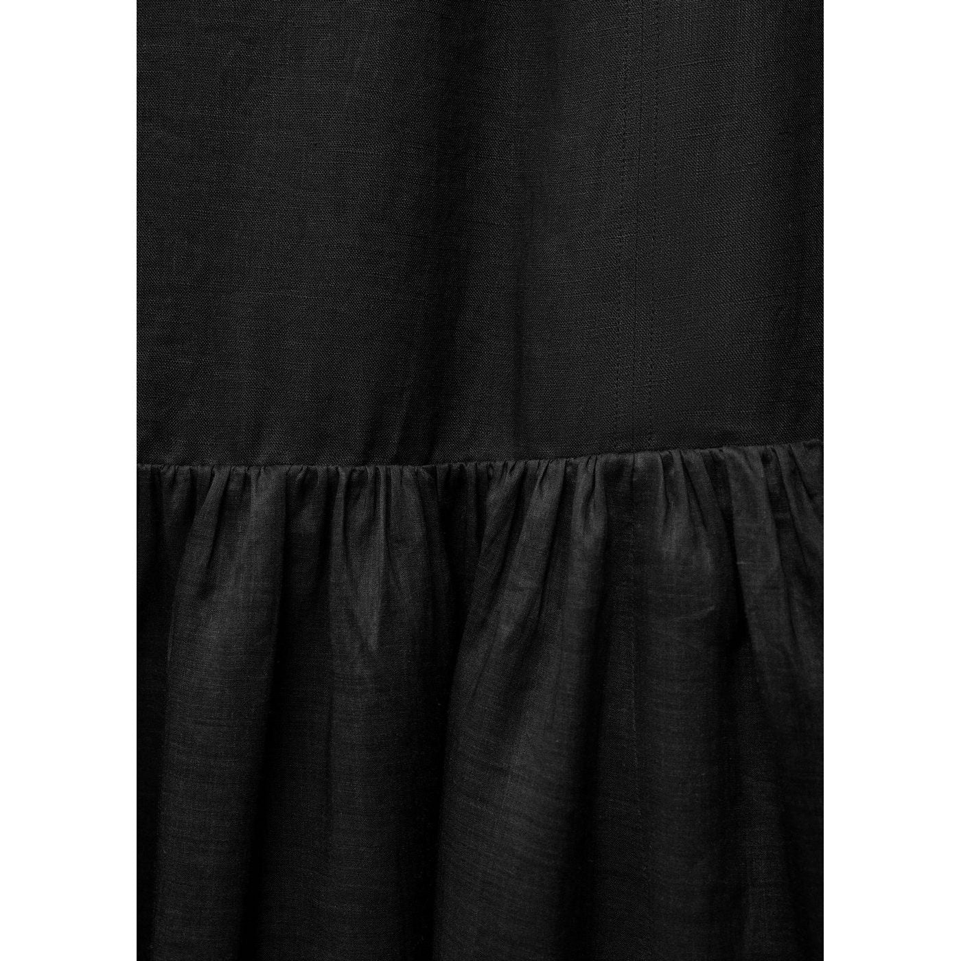 Robe Jana - Black