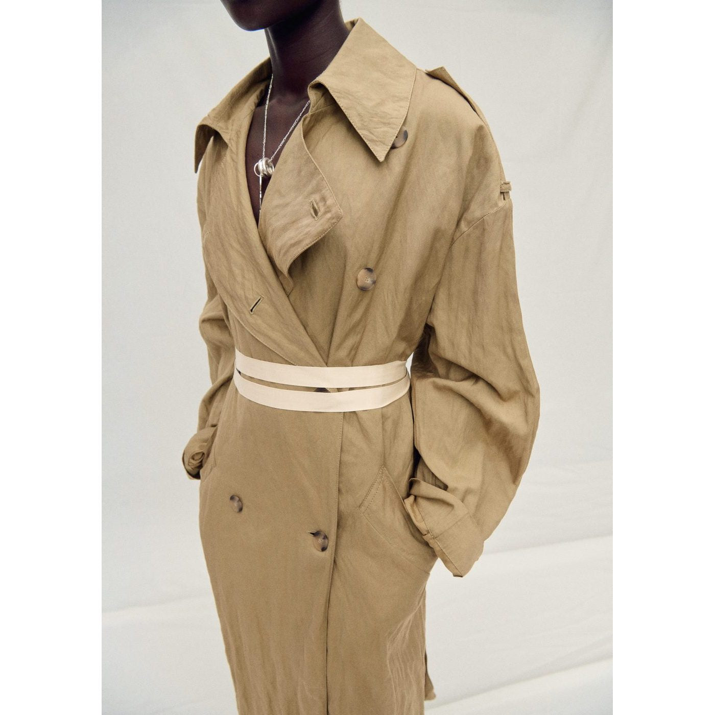 Trench Coat Cherry - Medium Brown