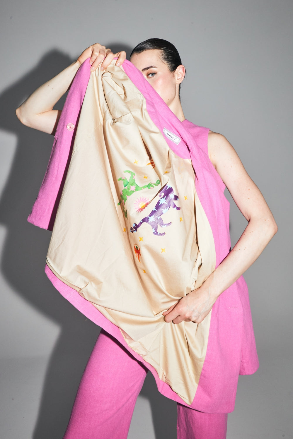 The Ema Blazer In Vibrant Pink Linen