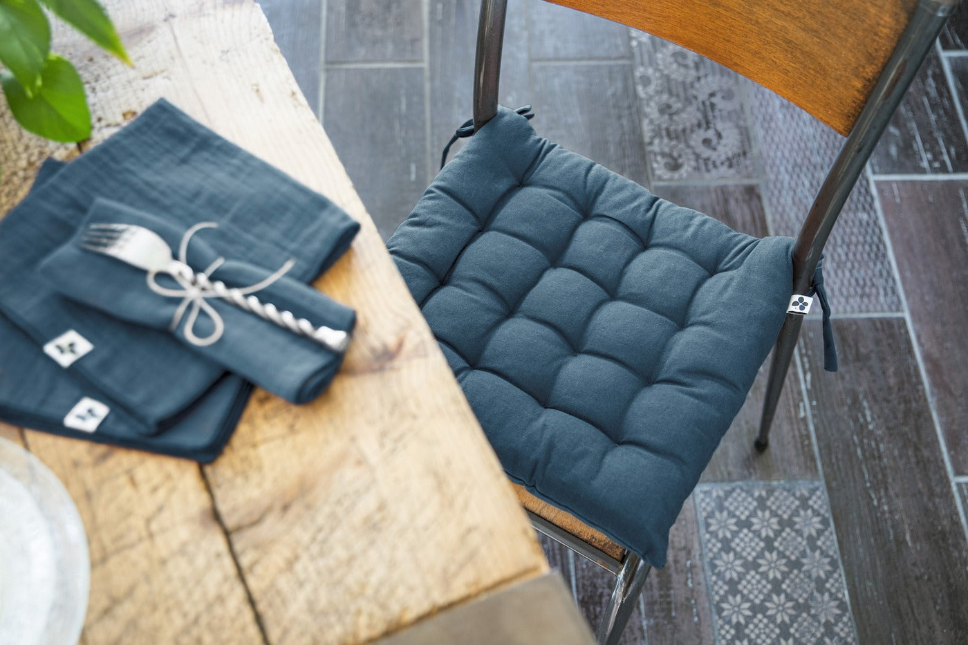 Kala - Cojín De Asiento Acolchado - Algodón Liso - Azul Jean