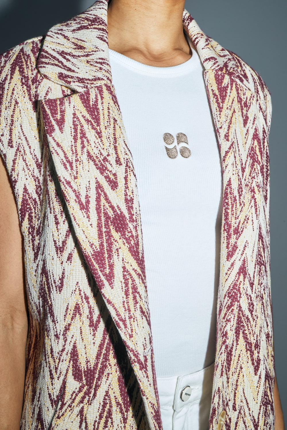 The Vanessa Sleeveless Jacket In Tweed Made From Recycled Yarns