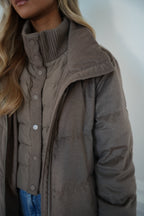 Justin Long Coat - Beige