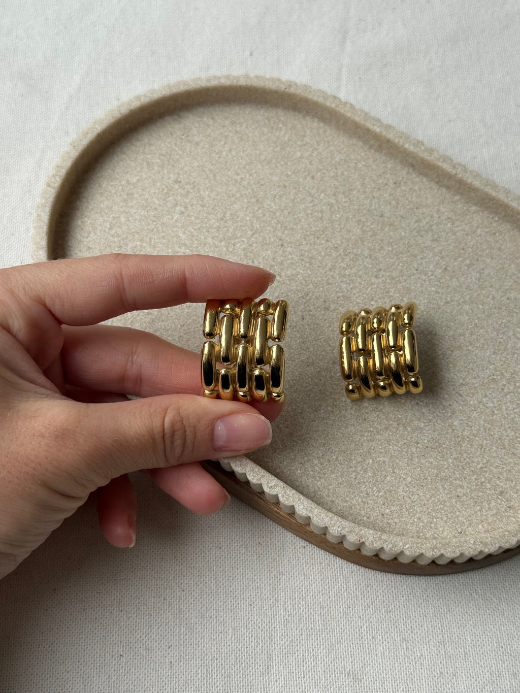 Pendientes Givenchy Vintage - Eslabones Trenzados Dorados