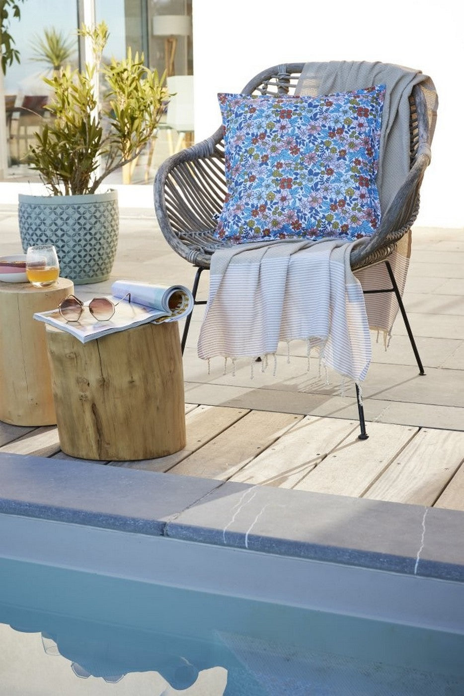 Cushion Cover - Printed Polyester + Coating - Danaé