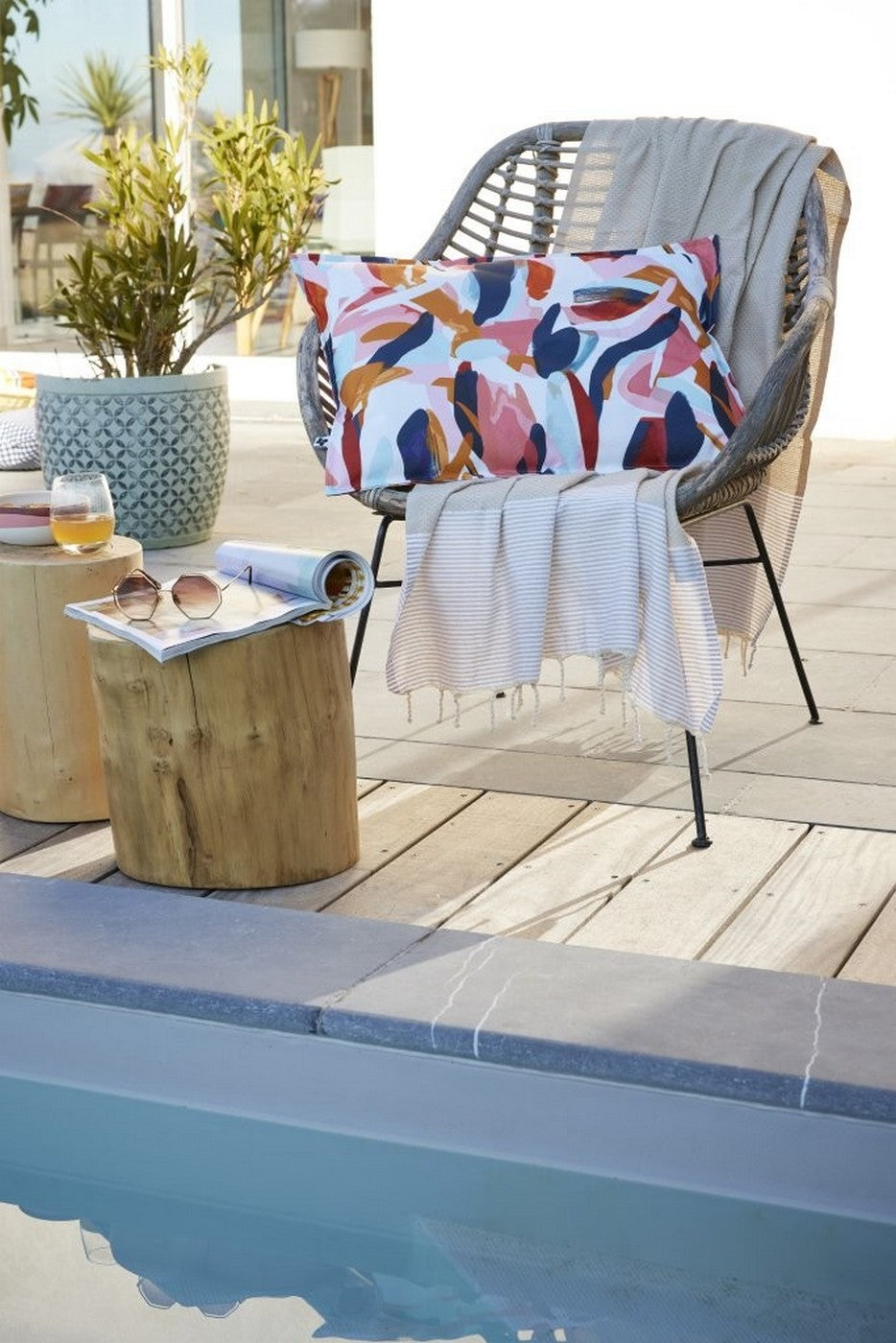 Cushion Cover - Printed Polyester + Coating - Julianne