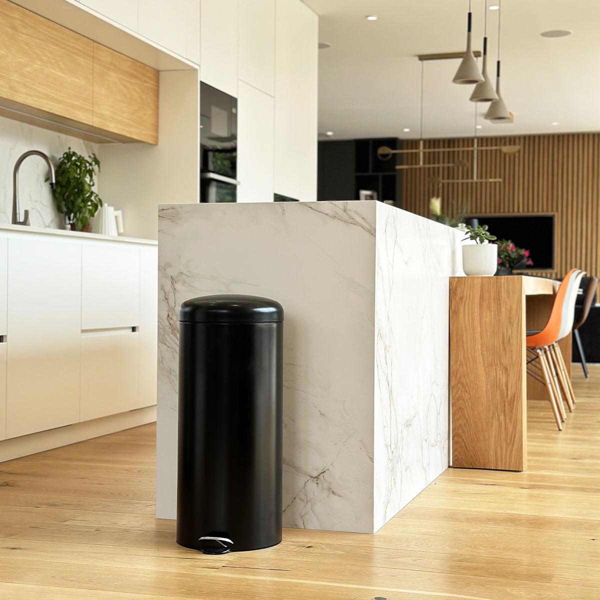 Urban - Poubelle À Pédale Inox 30L - Acier Inoxydable - Noir