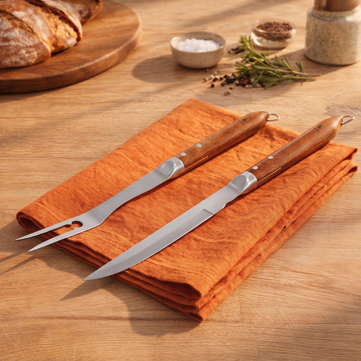 Sève - Set of 2 Barbecue Utensils Knife + Fork - Steel and Acacia Wood - Silver / Wood