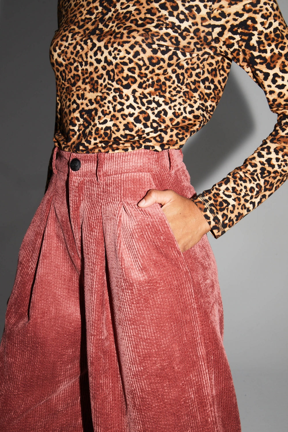 Astrid Vintage Velvet Trousers Soft Cognac Made In Italy