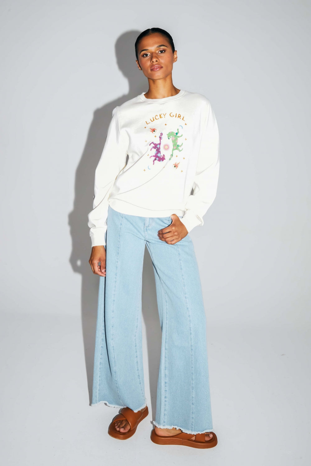 Sweatshirt Eddie Lucky Girl i økologisk bomuld fremstillet i Portugal - Hvid
