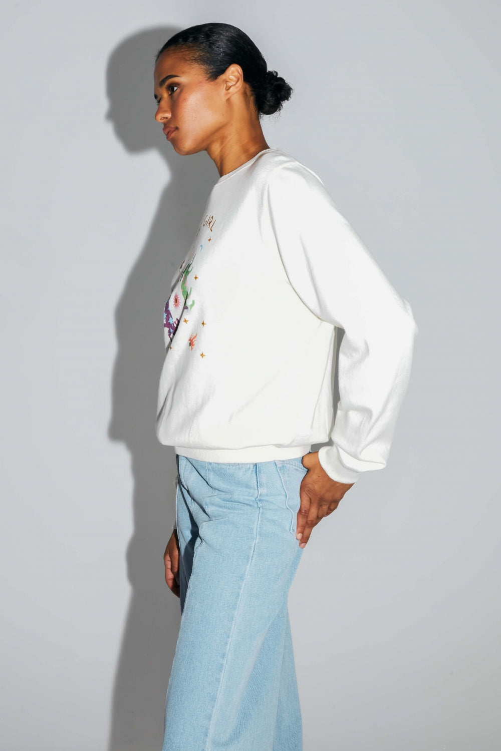 Sweatshirt Eddie Lucky Girl i økologisk bomuld fremstillet i Portugal - Hvid
