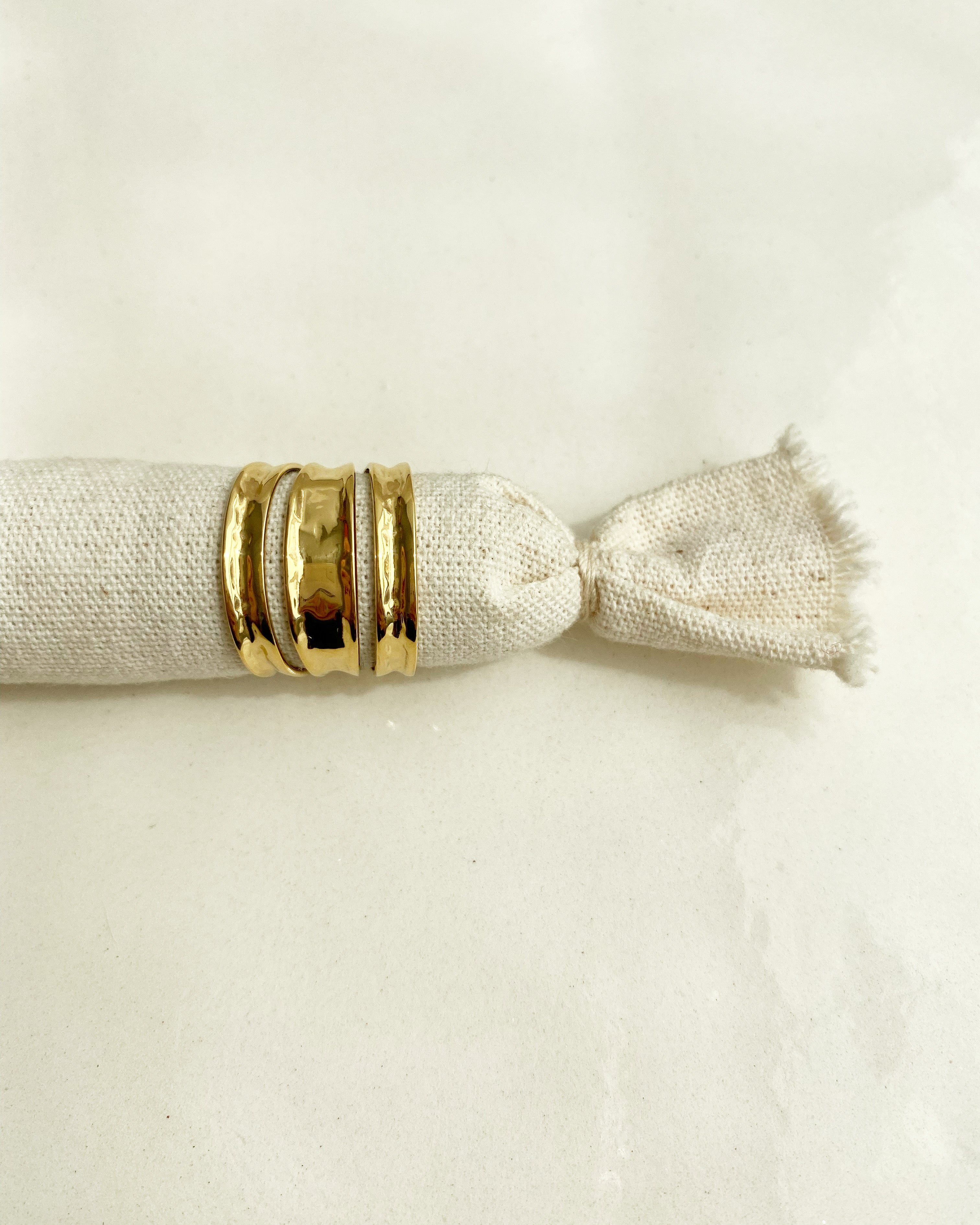 Anillo Dafne