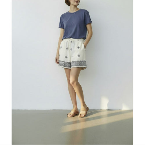 Bermuda shorts - White
