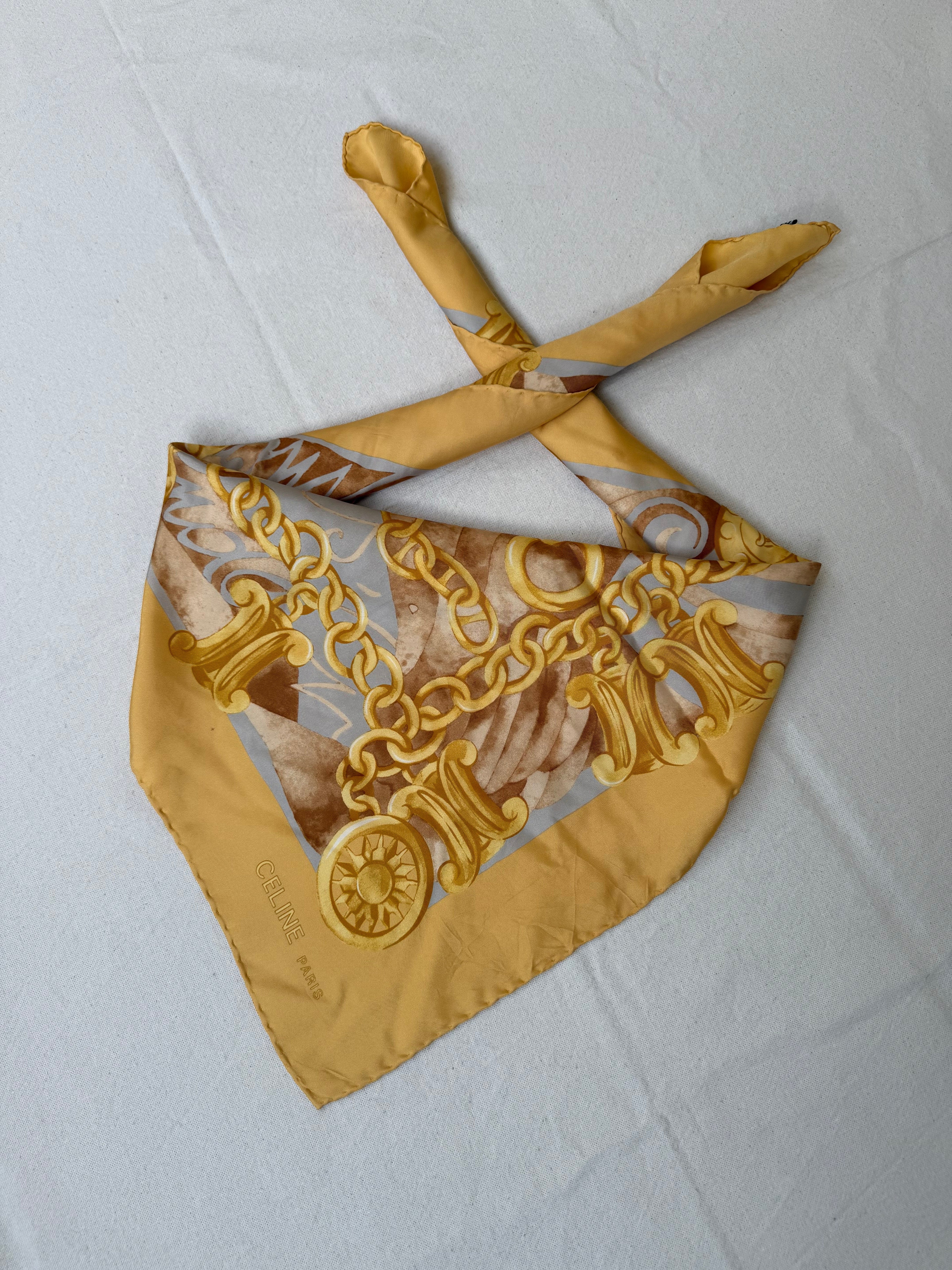 Pañuelo Céline – Cadenas y medallones