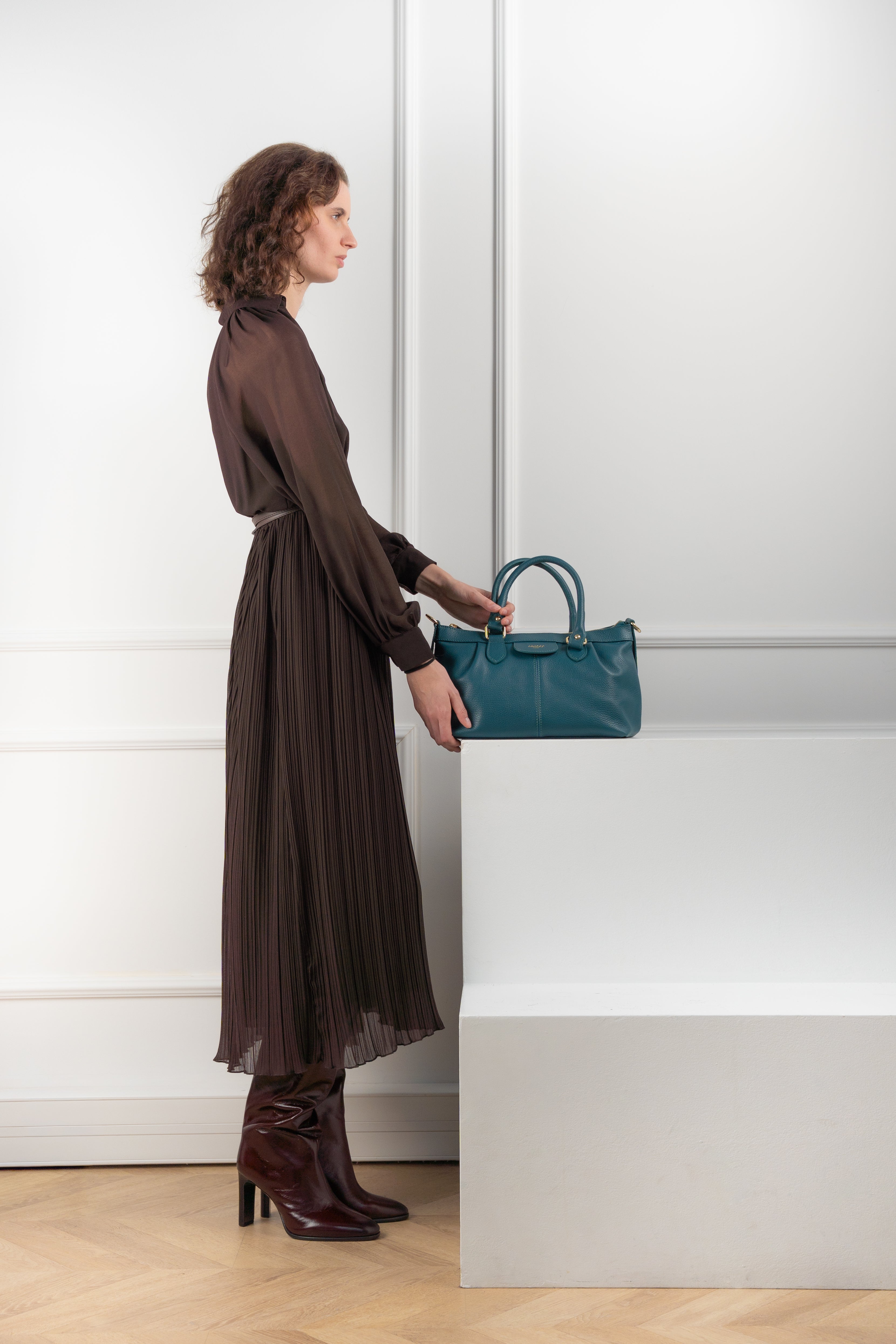Jett Shoulder Bag - Duck Blue