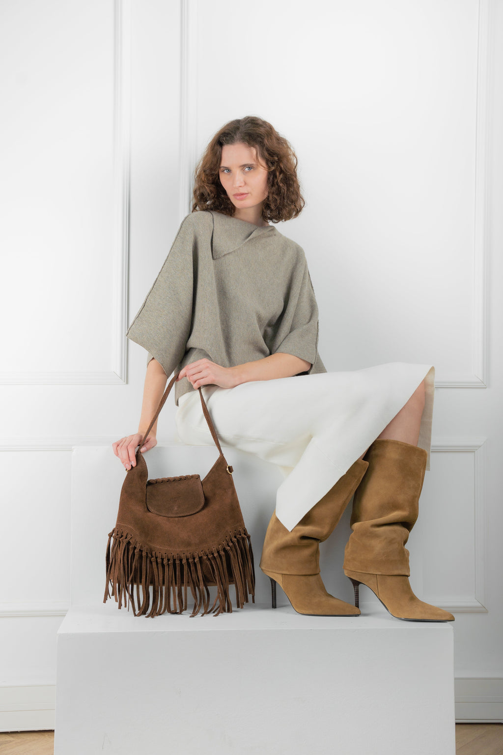 Vega Shoulder Bag - Mocha