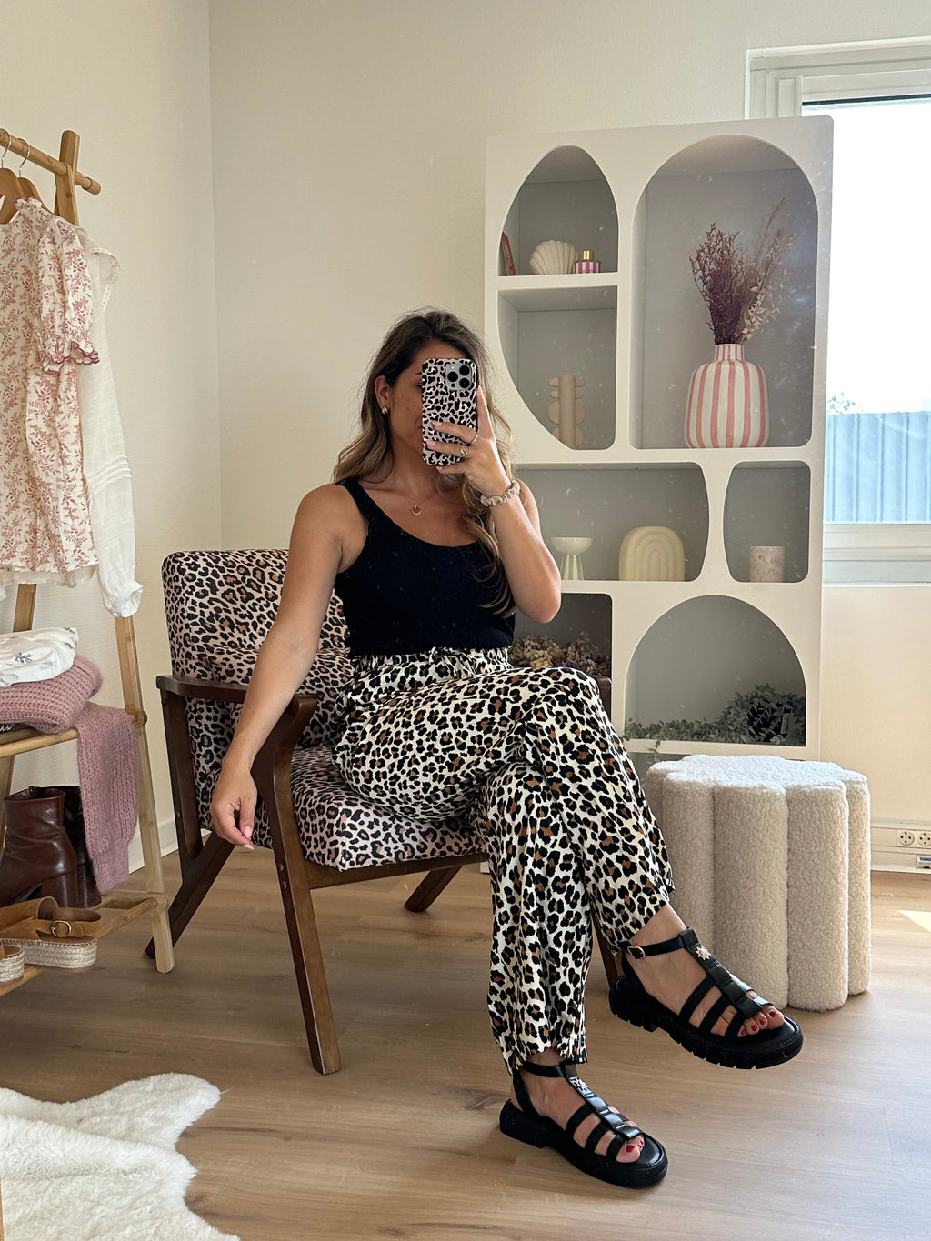 Black Amalia Sandals