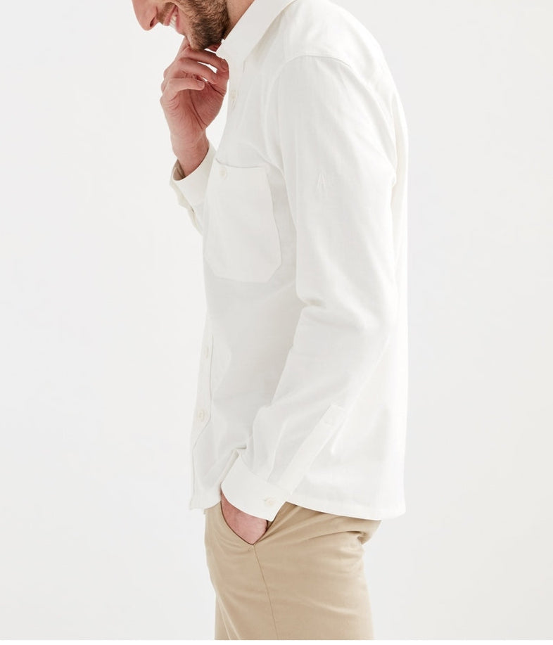Camisa de manga larga color leche para hombre