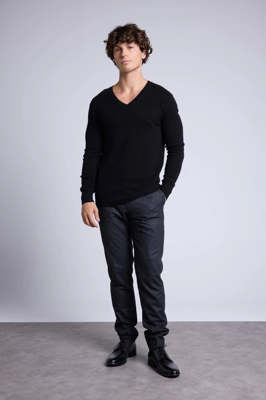 Pull Col V Alex - Noir - Homme - 100% Cachemire