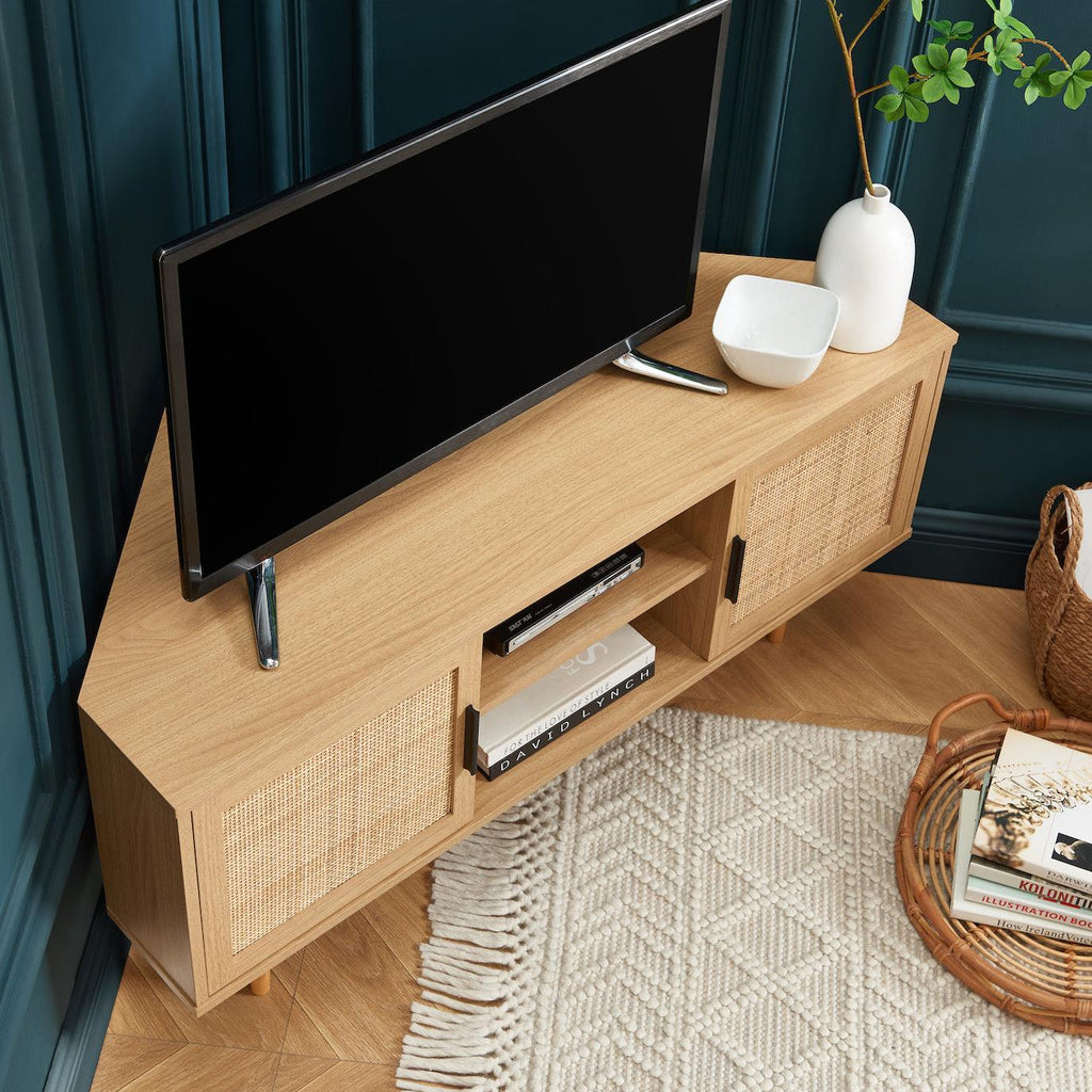 Amana - Hjørne-tv-bord - Egetræslook og rattanflet