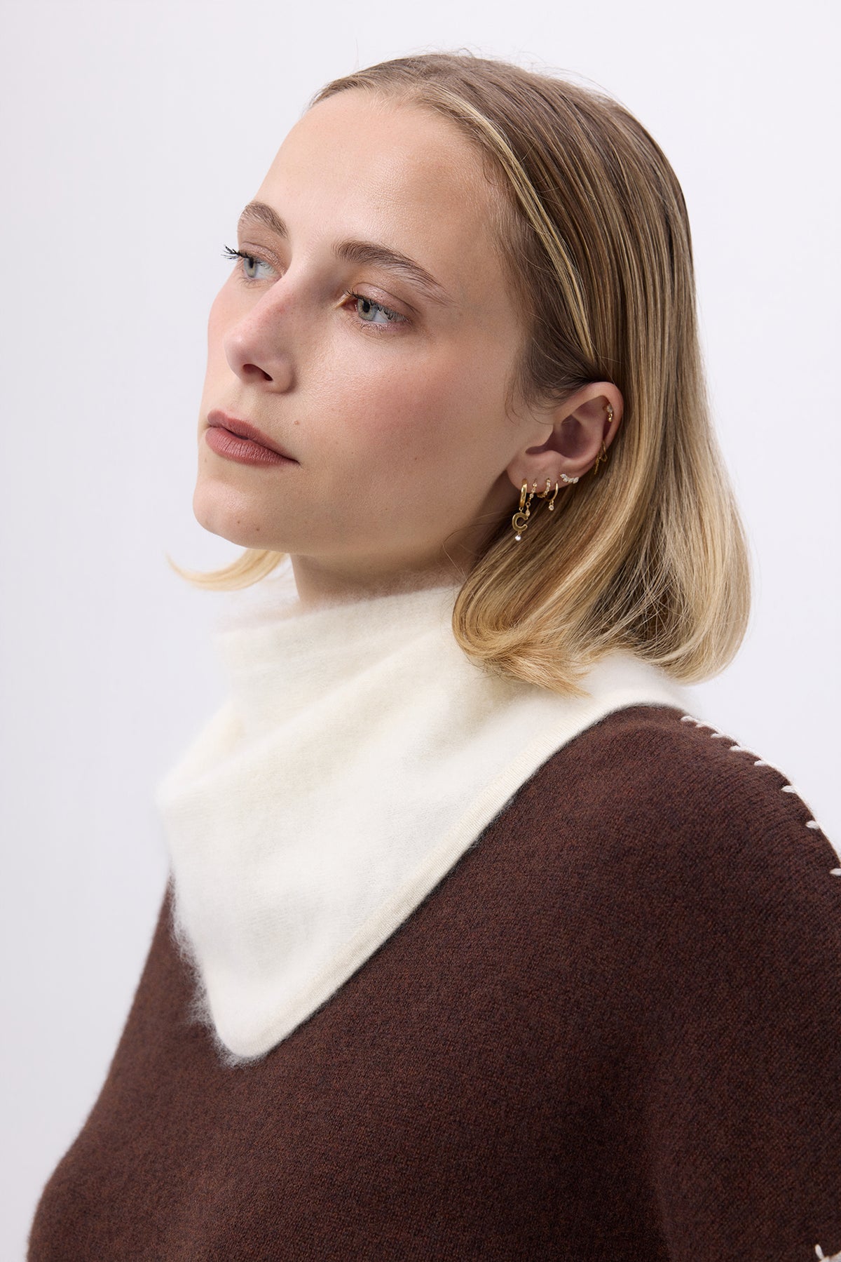 Trekantet bandana – Brushed Cashmere Bandana Amel - Hvid - Dame