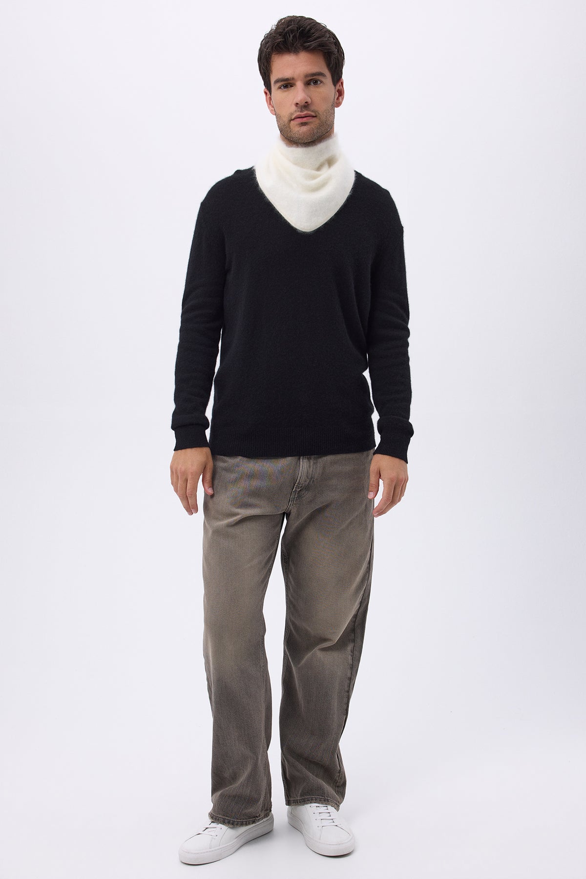 Triangle Bandana – Brushed Cashmere Amel Bandana - White - Men