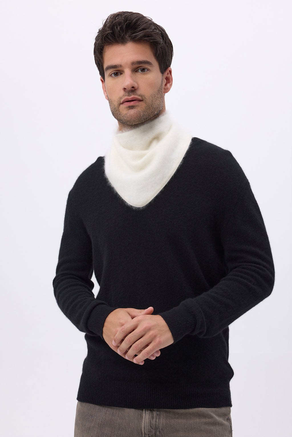 Triangle Bandana – Brushed Cashmere Amel Bandana - White - Men