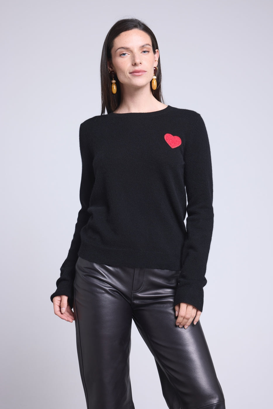 Pull Col Rond Cœur Pompon Anubis - Noir Rouge - Femme - 100% Cachemire